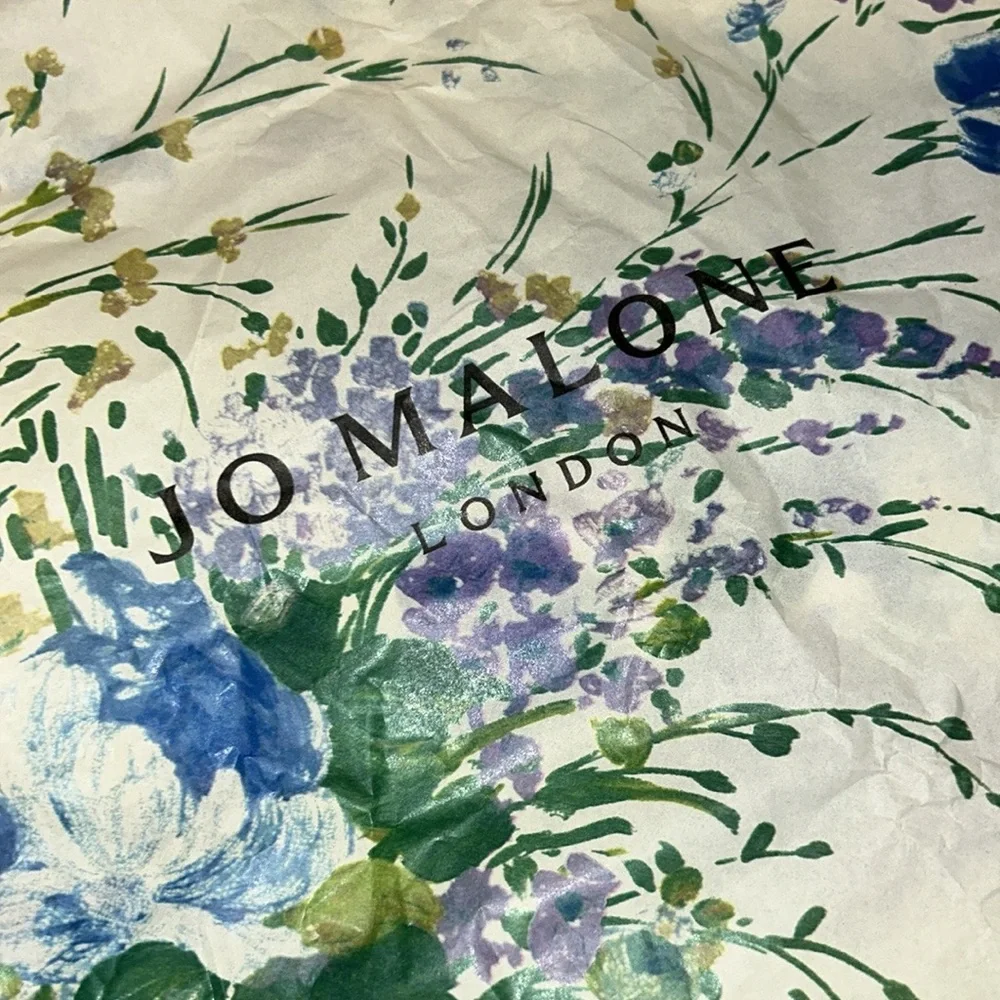 Jo Malone gift wraps